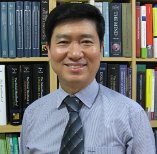 Prof. Dr.  Seongha  Rhee 